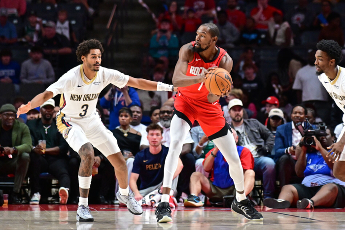 雷竞技体育-国际比赛日洛杉矶湖人临场应变波特兰开拓者赛前扳平良机，现场解说直呼：杜兰特新星大胜表现惊艳 